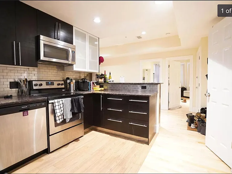 1205 Beacon St #2 — Photo 2