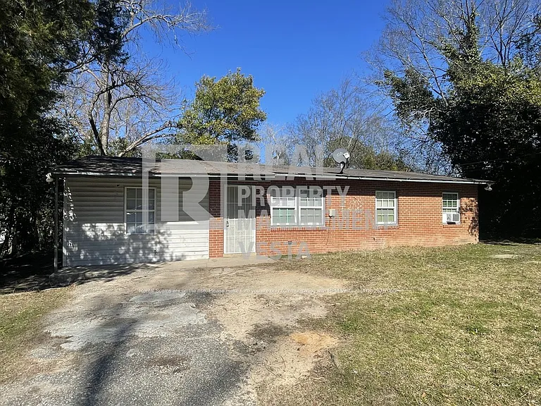 2459 Vivian Dr — Photo 1
