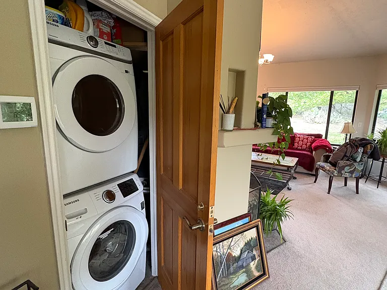 Juniper Ln — Photo 9