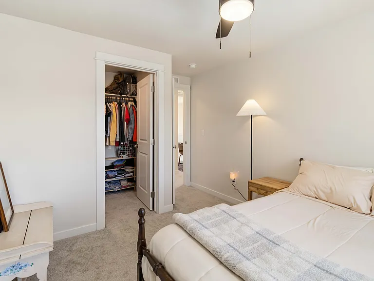 1175 N Belgian Way — Photo 12