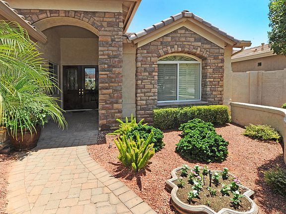 3rd image of 24609 S Lakeway Cir SE