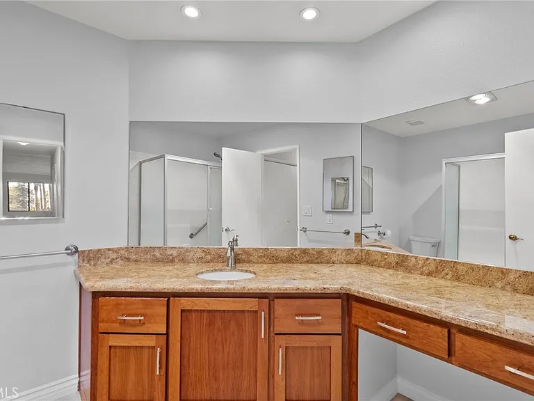 330 W State St #316 — Photo 24