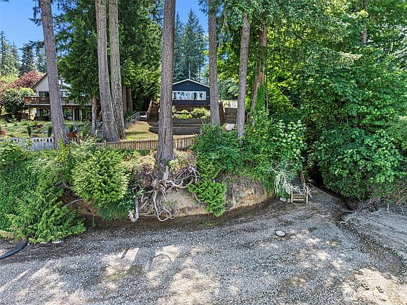 3rd image of 3355 SE Arcadia Road