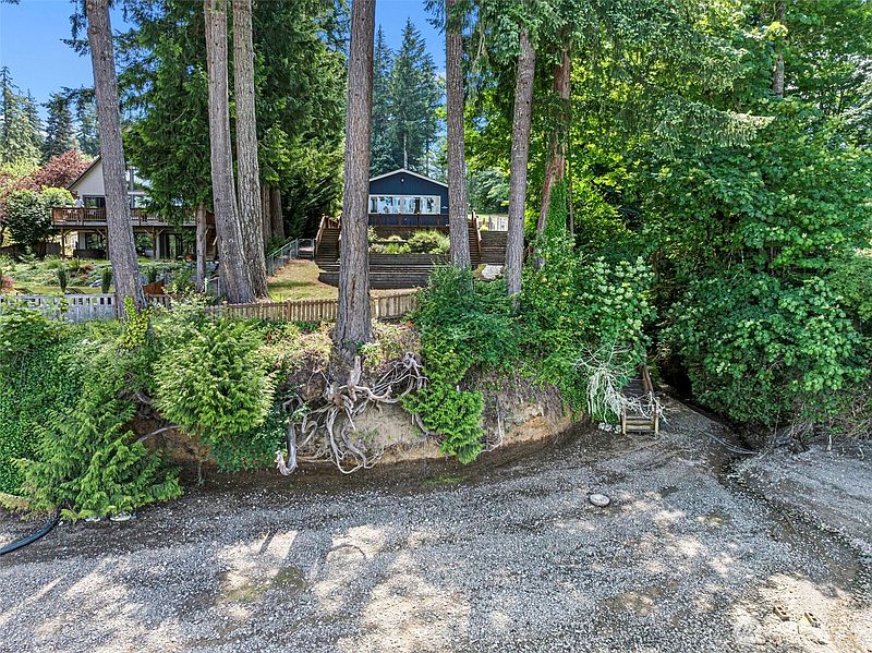 3rd image of 3355 SE Arcadia Road