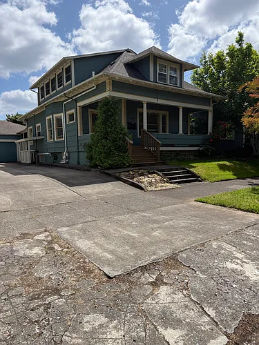 1614 N Church St #3 Photo 1