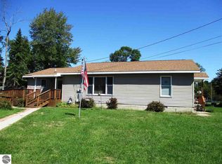 1176 Bay Dr, Tawas City, MI 48763