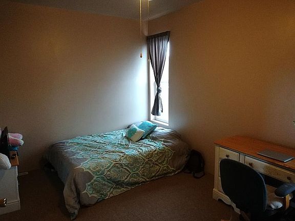 5th image of 523 Delta Ave