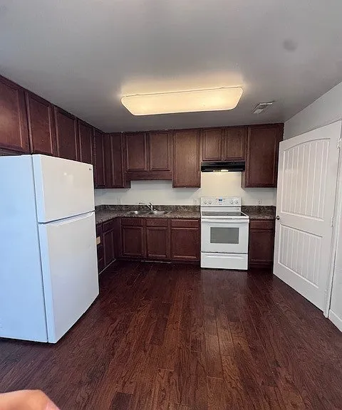 1904 Dutch Valley Dr #5 — Photo 1