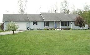 2nd image of 15581 Hough Rd