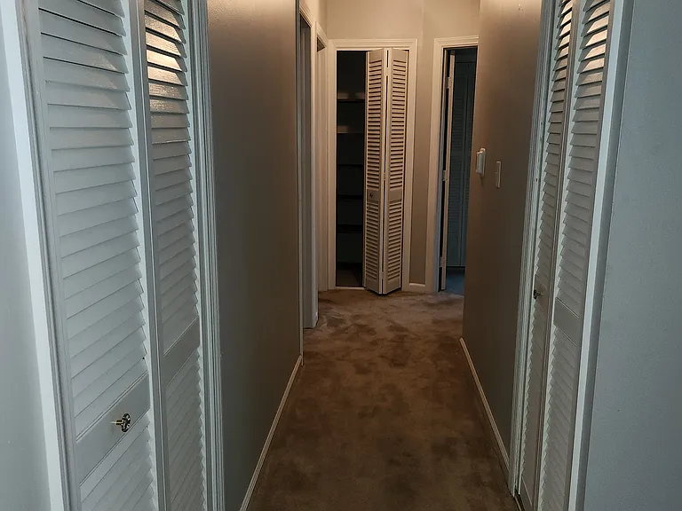 5912 Starcrest Dr — Photo 11