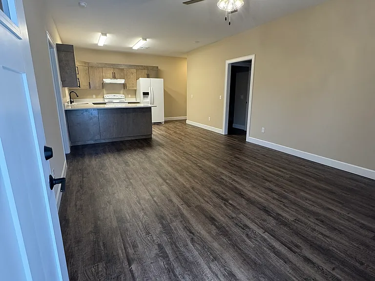 1308 Jackson Ave — Photo 15