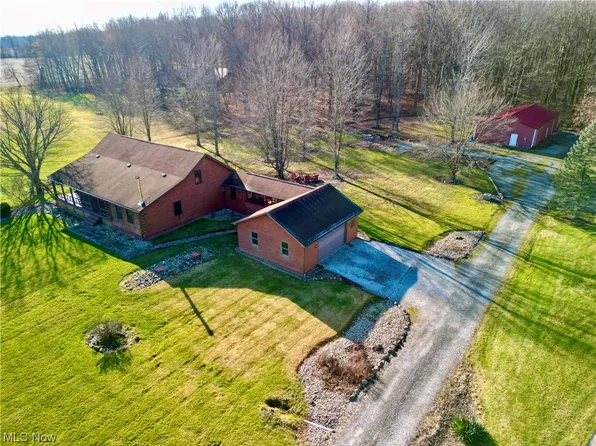 5845 Ridge Rd, Cortland, OH 44410