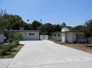 734 Roosevelt Rd, Redlands, CA 92374