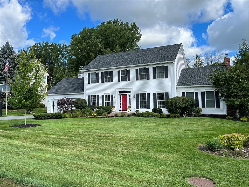 1st image of 16 Hedge Wood Ln