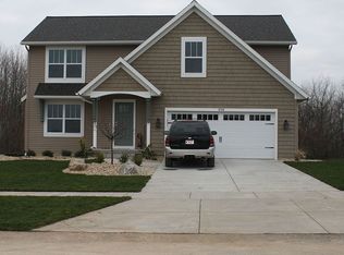 6154 S Costner Ct SE, Caledonia, MI 49316
