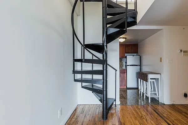 Rented by MOTION New York | media 19