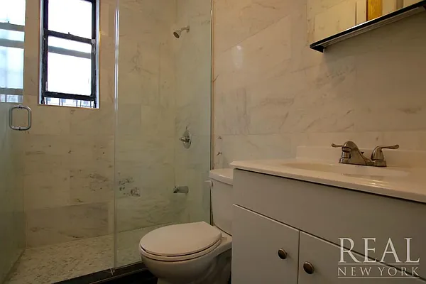 Rented by REAL New York | media 17