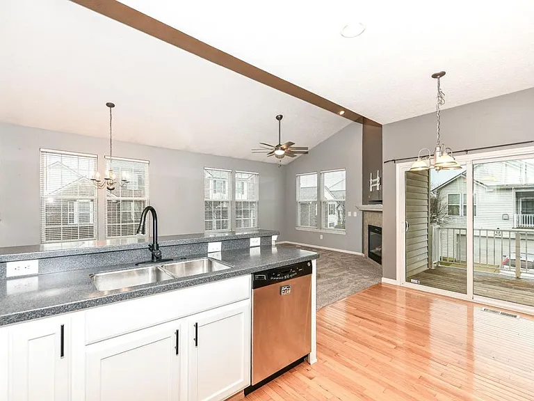 12690 Leah Ln — Photo 14