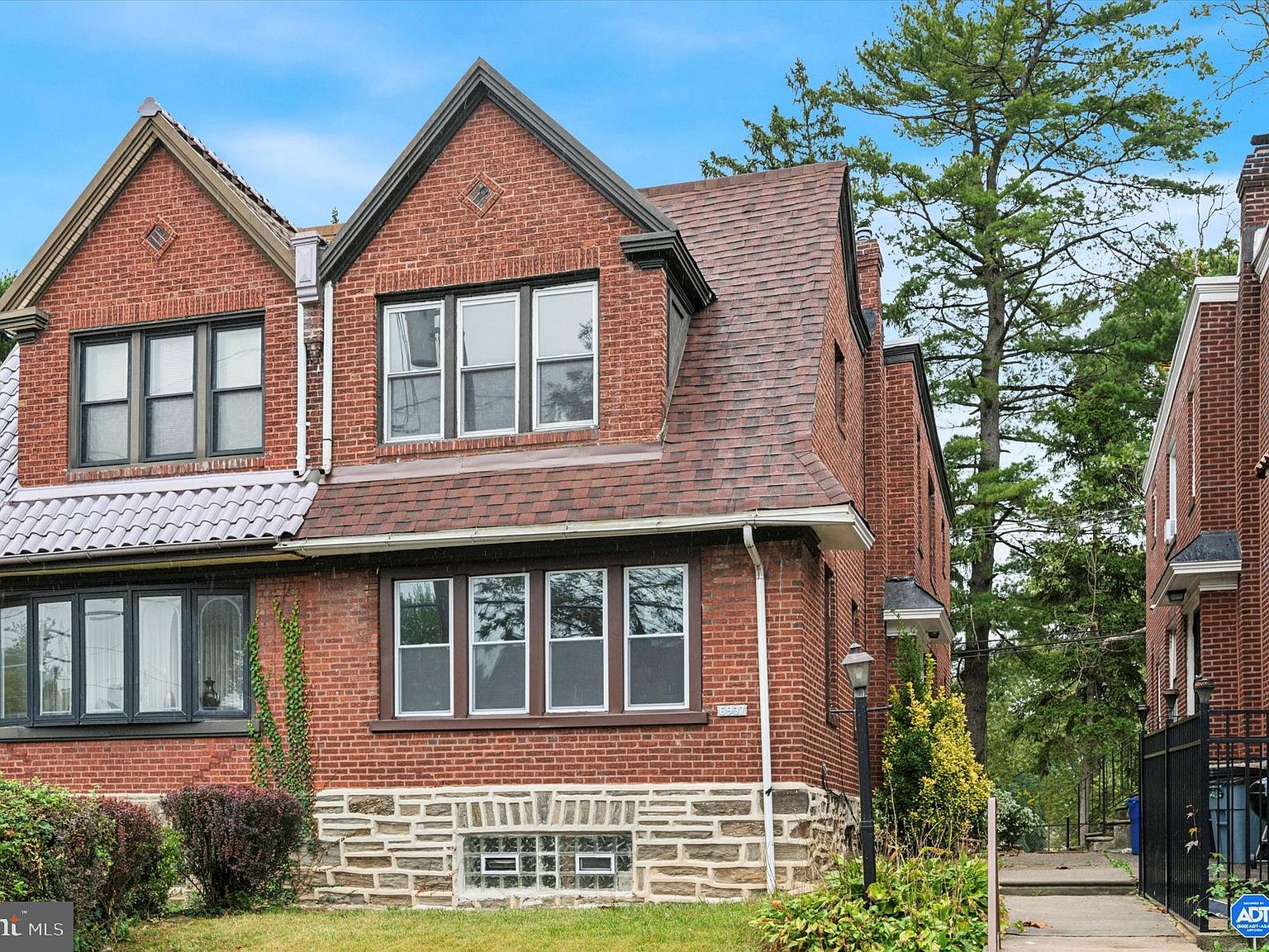 6937 N 19th St, Philadelphia, PA 19126 | Zillow
