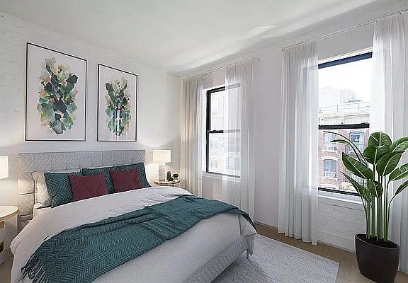 4th image of 245 E 30th St APT 32
