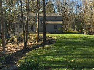 23 Whitaker Ln, Princeton, MA 01541