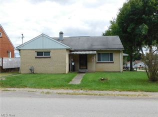 424 Lee Rd, Follansbee, WV 26037