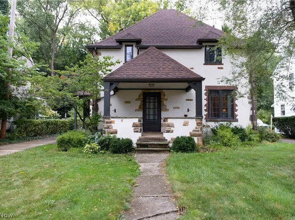 176 Stanford Rd, Berea, OH 44017