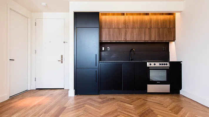 Rented by Nooklyn NYC LLC | media 52