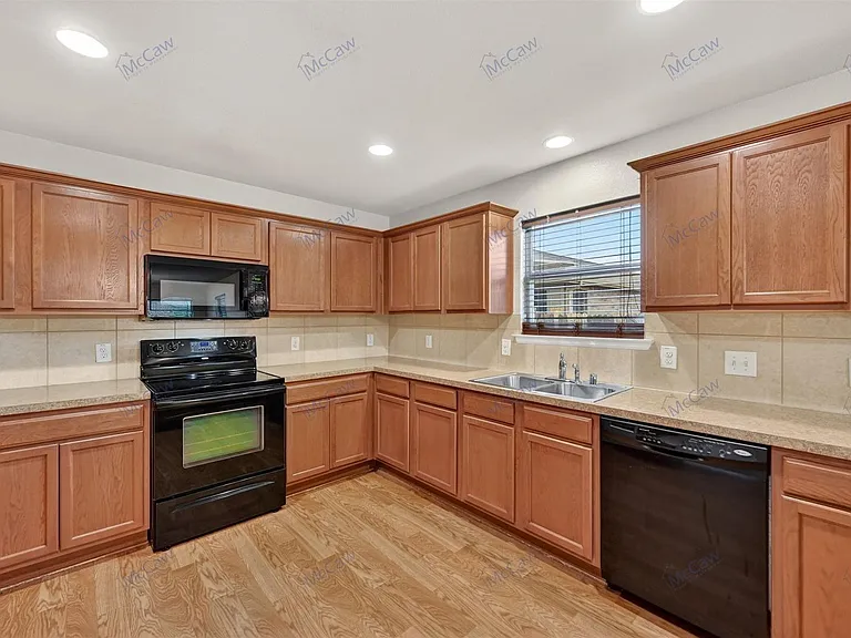 9133 Sun Haven Way — Photo 10