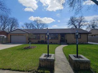 6315 Park Ridge Rd, Loves Park, IL 61111