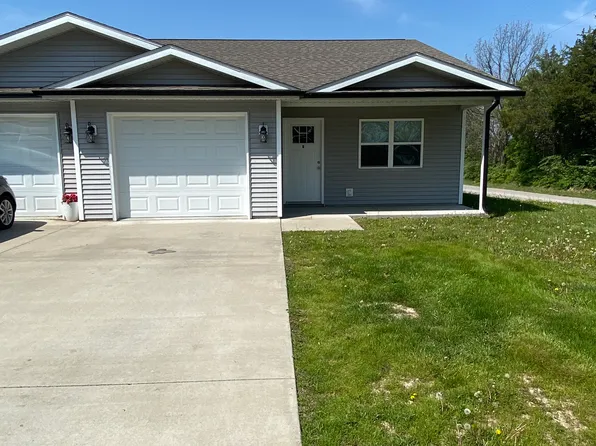 10647 Samuel Rd, Carterville, IL 62918