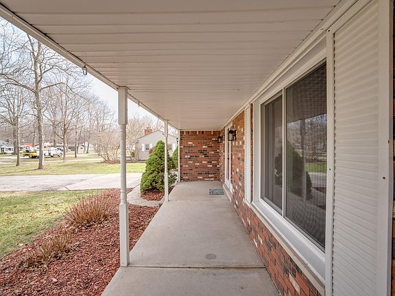 3rd image of 9137 Rucker Rd