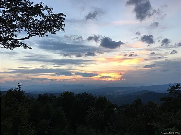 5th image of 126 Castanea Mountain Dr