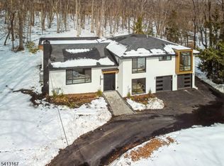 156 Park Rd, Parsippany-Troy Hills Twp., NJ 07054