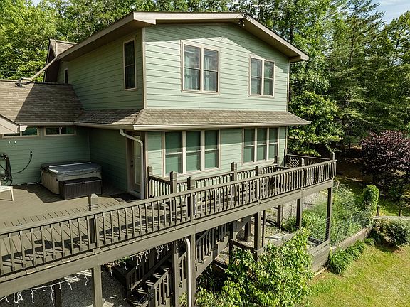 18th image of 4550 Southgate Rd