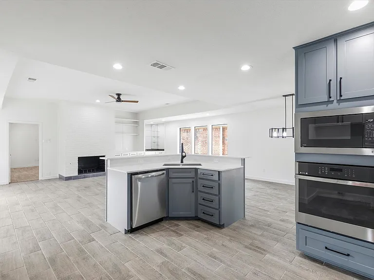 17003 Davenport Rd — Photo 16