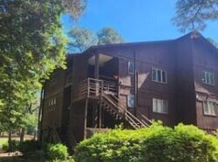 805 Dover St, Southern Pines, NC 28387