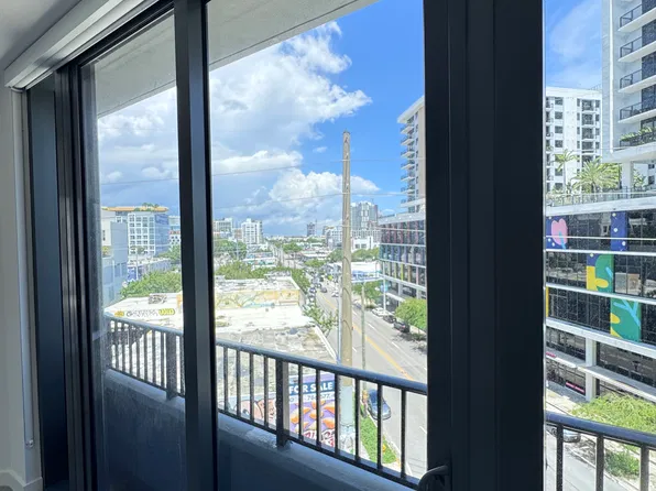 380 NW 26th St #B, Miami, FL 33127