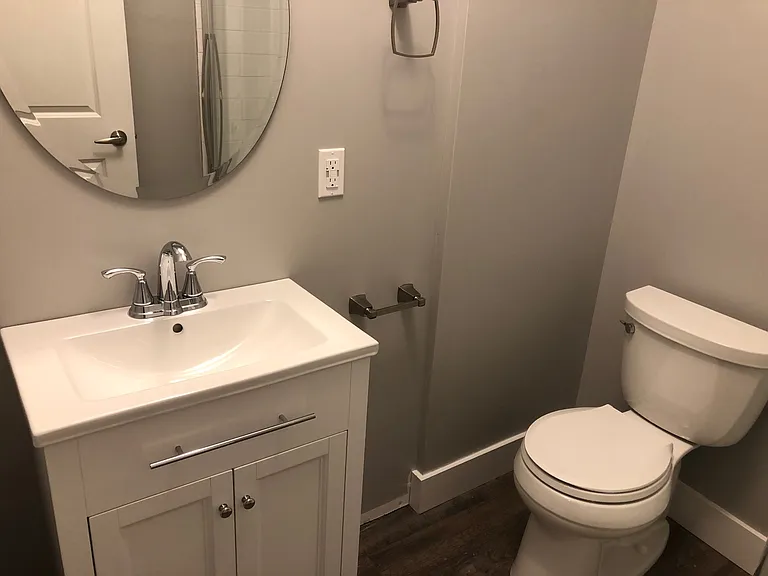 1143 Main St E #1 — Photo 17