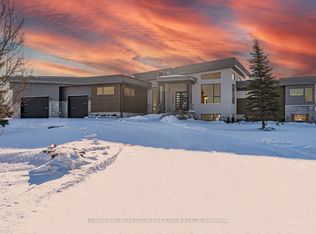 7 Meadowlark Way, Clearview, ON L9Y 0K1