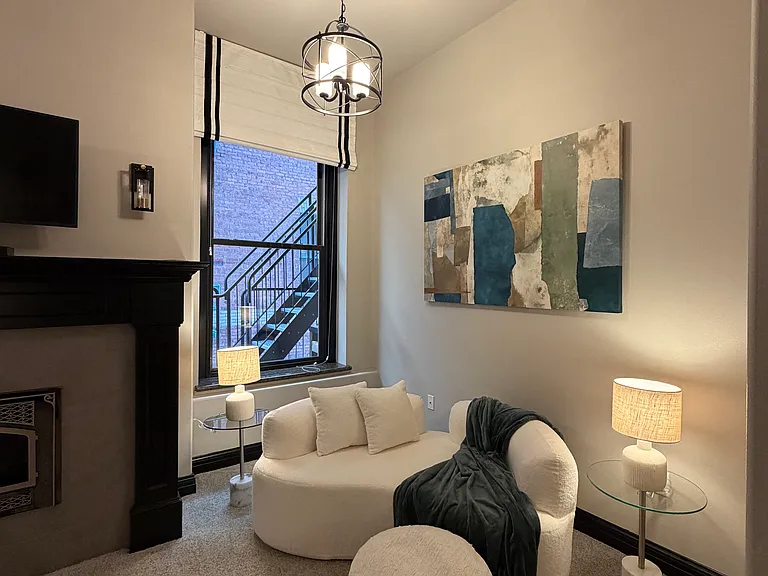 170 S Lincoln St #200 — Photo 5