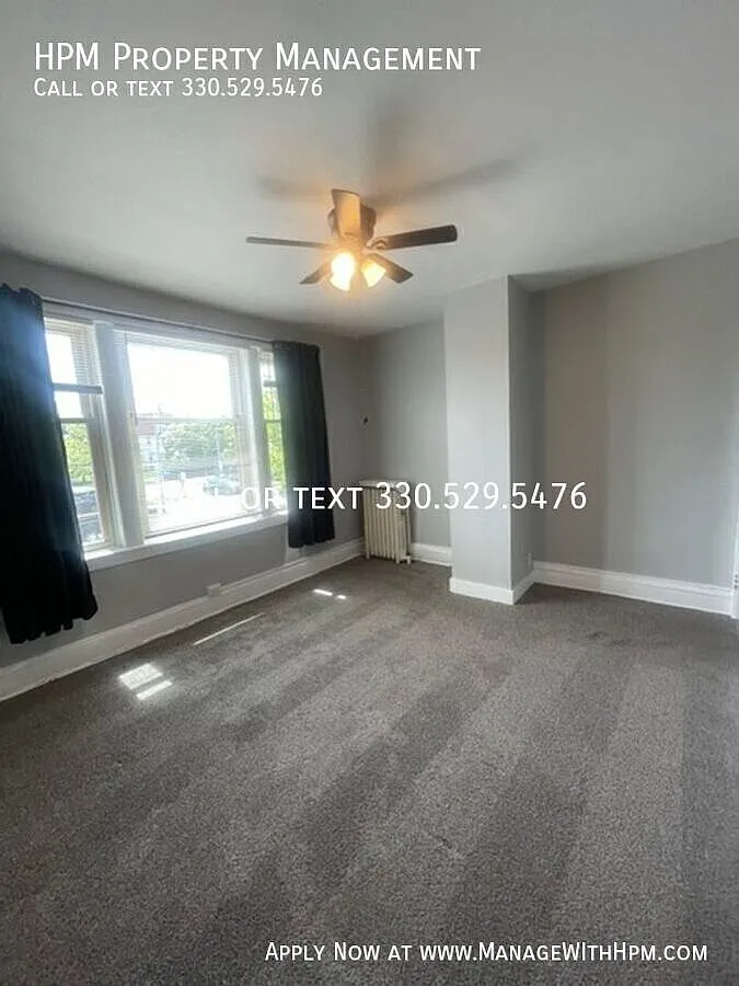 Building Photo - 11516 Clifton Blvd #3