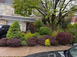 795 Hill Rd, Philadelphia, PA 19128