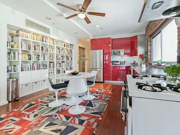 3rd image of 925 Cane Lake Dr #15-160