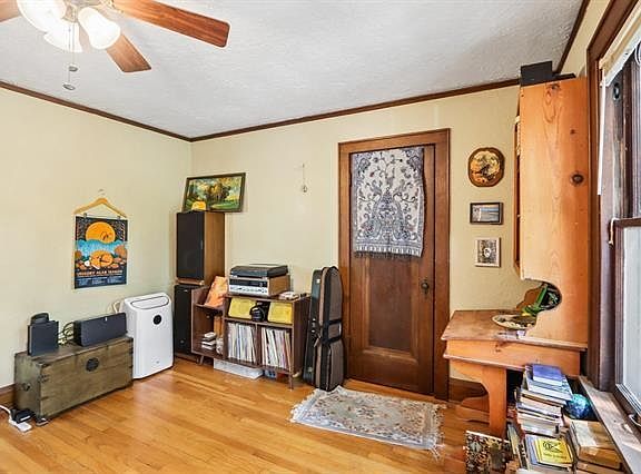 5th image of 1020 Lowell St #Top