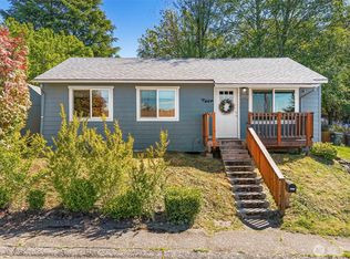 2712 Hefner Avenue, Bremerton, WA 98310