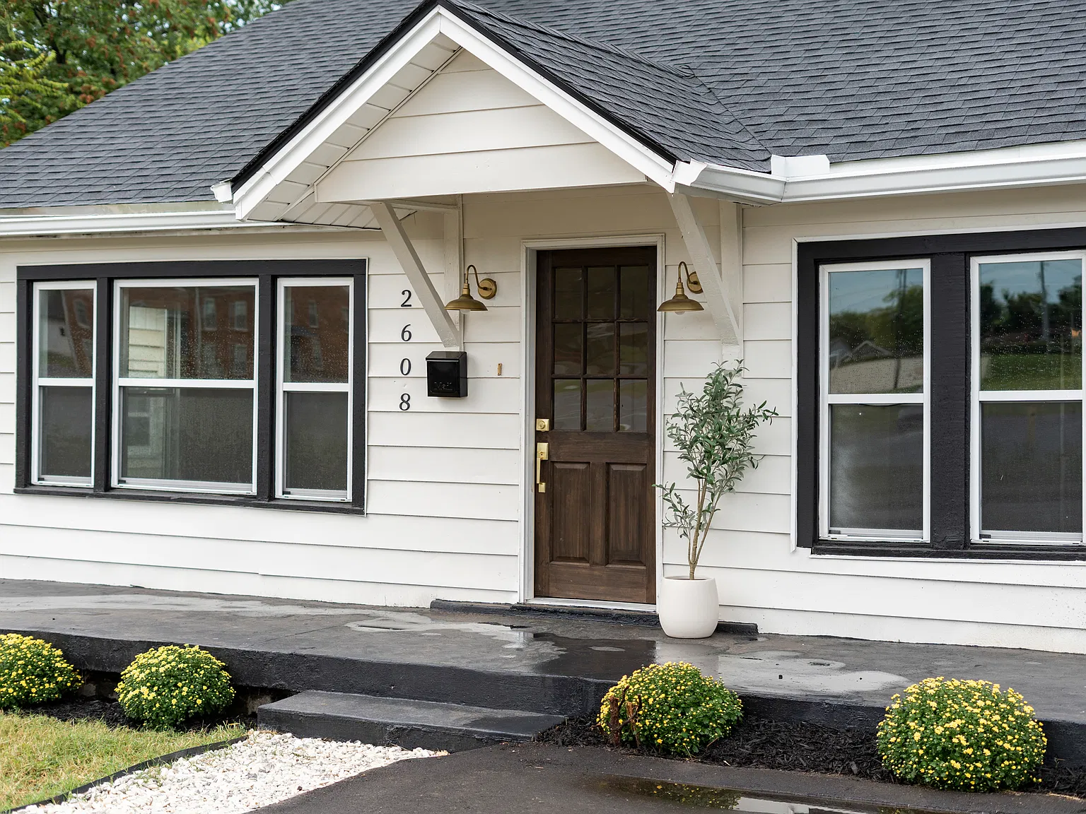3 bed, 1572 sqft, $2,800 — Photo 3