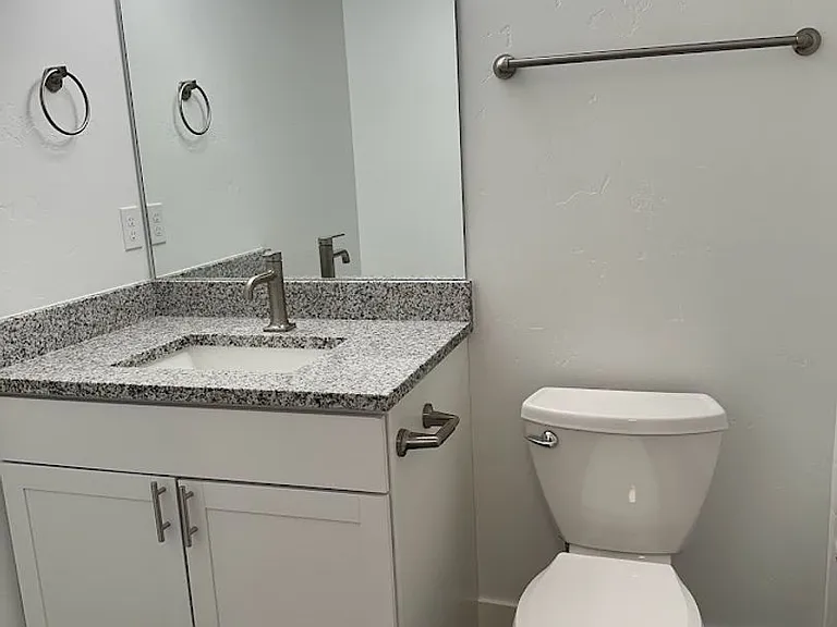 1521 Clear Creek — Photo 17