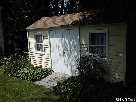5th image of 26 Beach Park Road