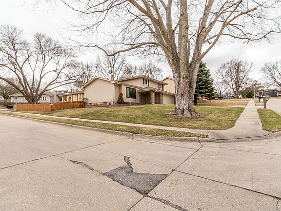 3rd image of 3305 S 158th St